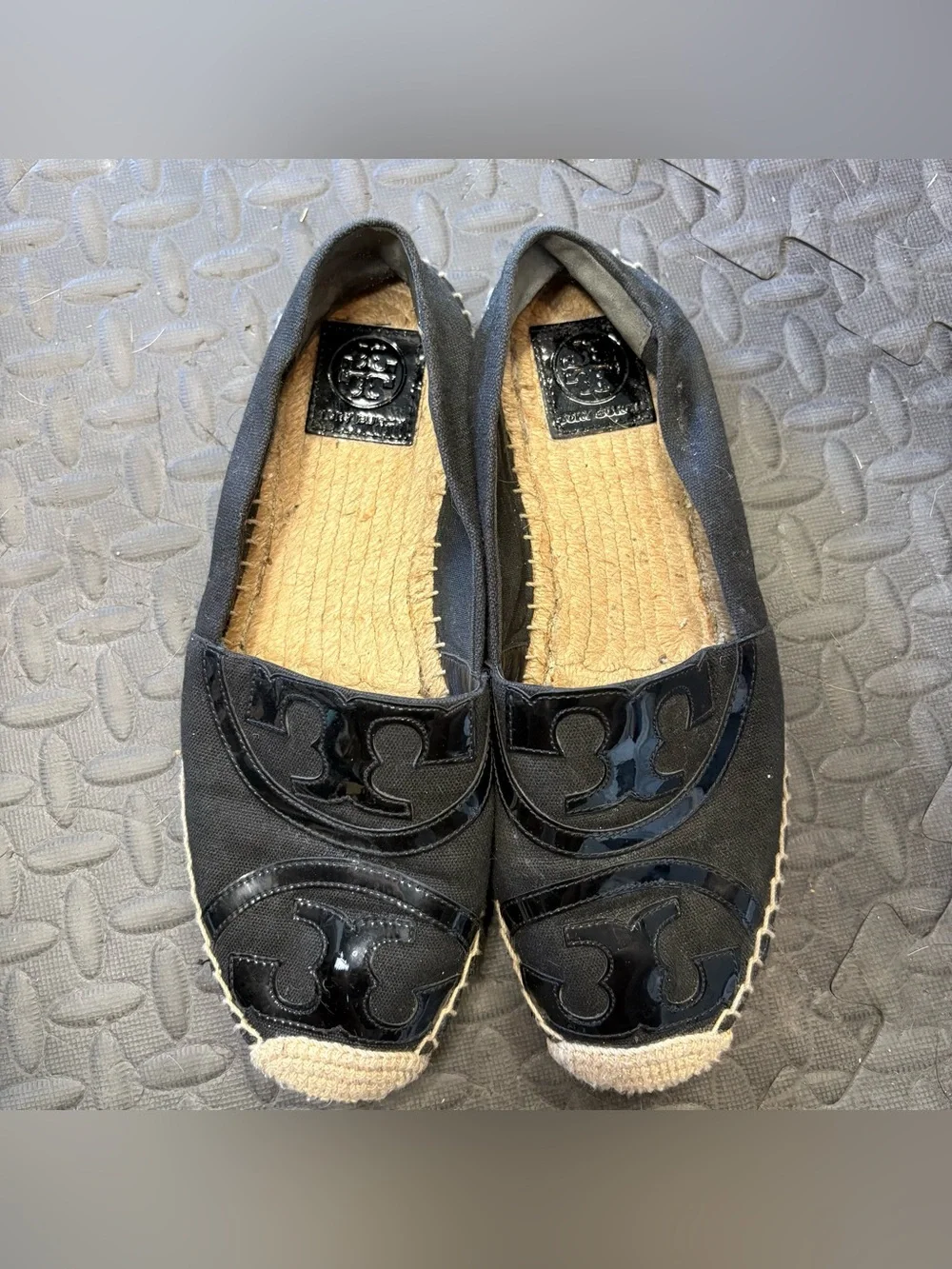 3680 Tory Burch Black Patent Logo Espadrille Flats Size 10